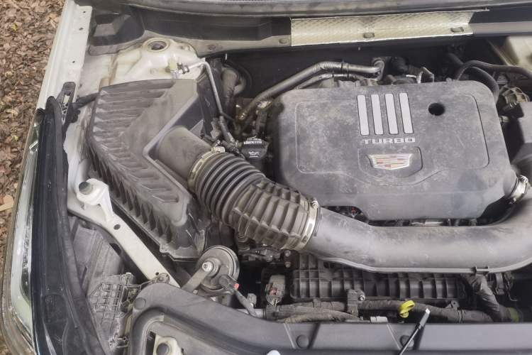 Used Cadillac XT5 2021 28T Luxury Model Engine Bay Right