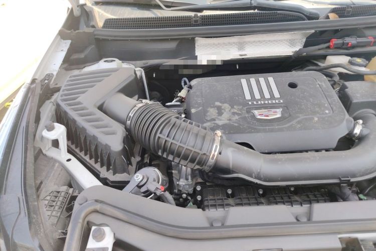 Used Cadillac XT5 2021 2.0T Two-Wheel Drive Luxury Version Engine Bay Right