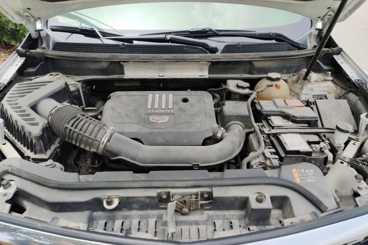 Used Cadillac XT5 2021 28T Luxury Model Engine Bay