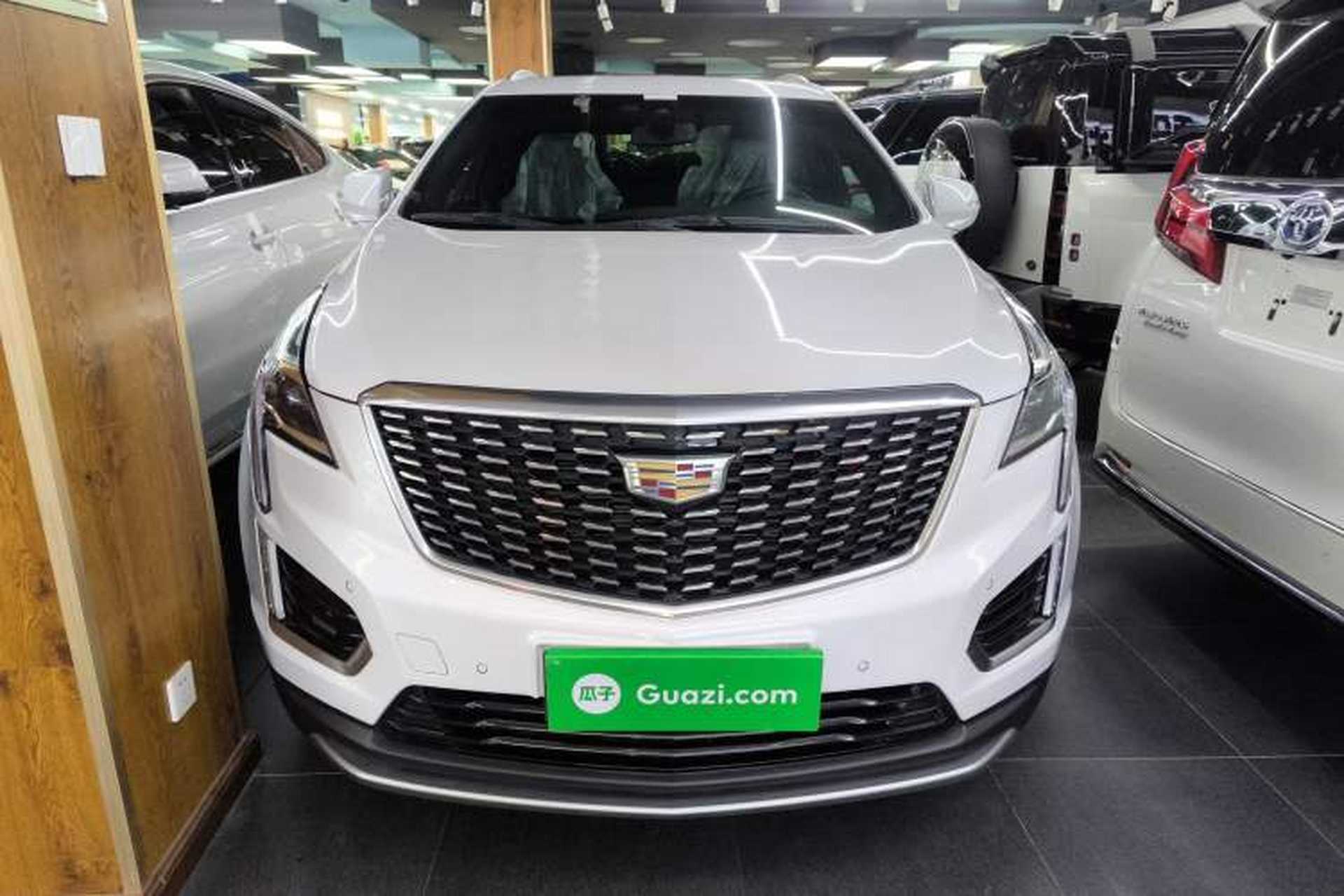 Used Cadillac XT5 2021 28T Luxury Model Exterior 1