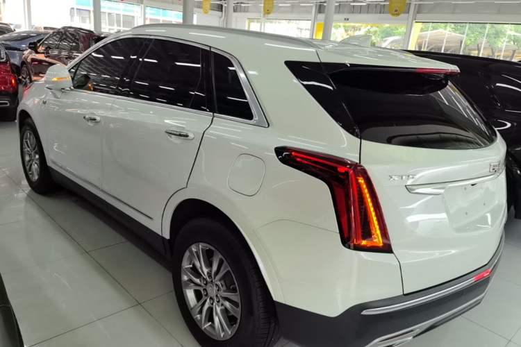 Used Cadillac XT5 2021 2.0T Two-Wheel Drive Luxury Version Exterior 2