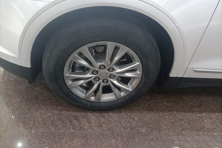 Used Cadillac XT5 2021 2.0T Two-Wheel Drive Luxury Version Exterior 4