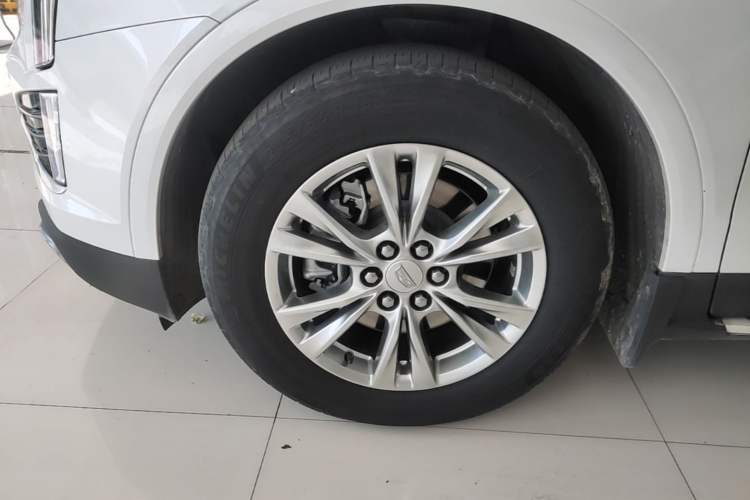 Used Cadillac XT5 2021 2.0T Four-Wheel Drive Luxury Version Exterior 4
