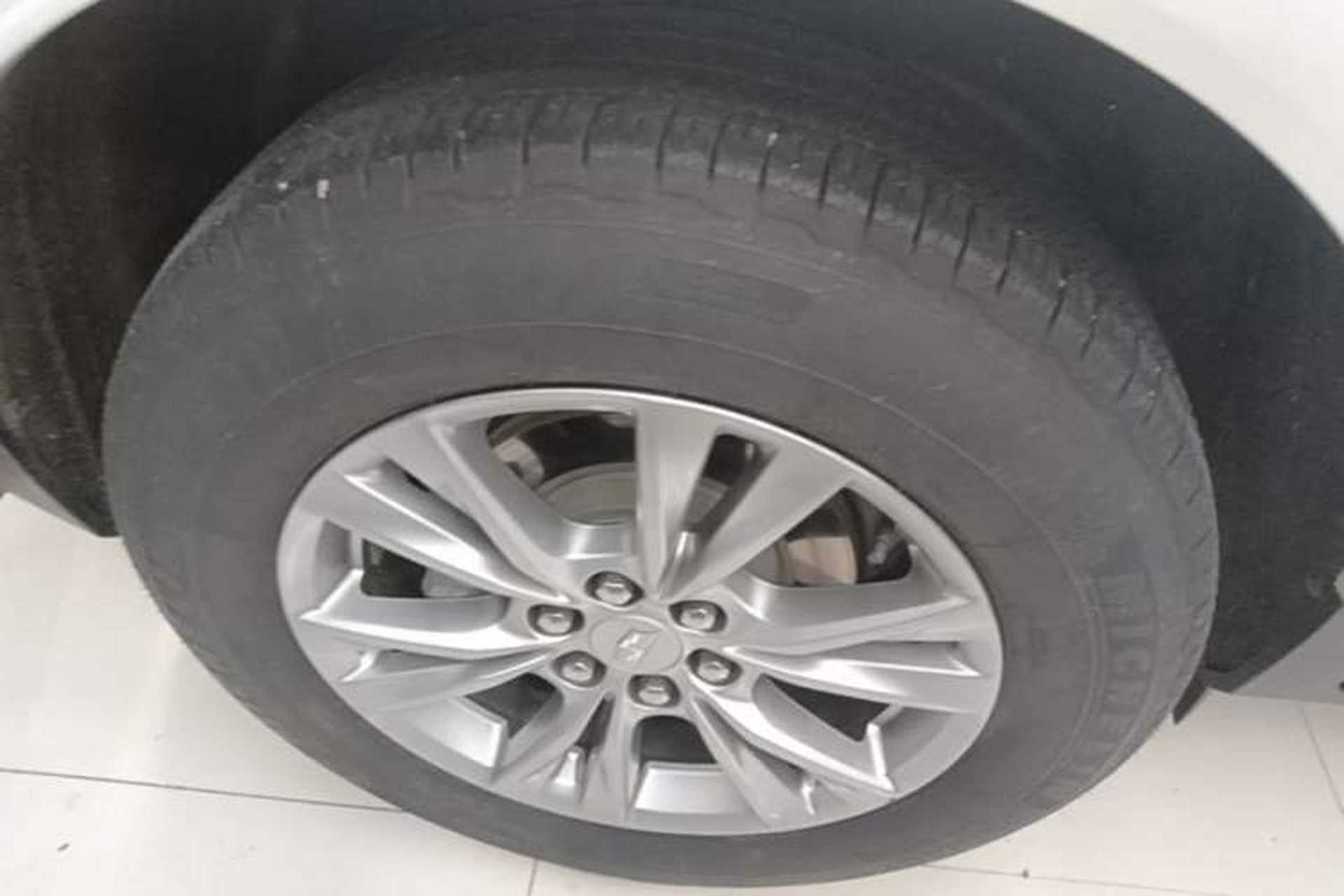 Used Cadillac XT5 2021 28T Luxury Model Exterior 5
