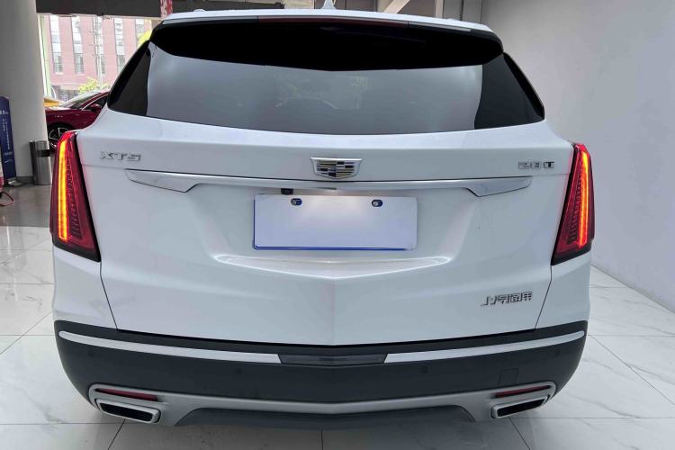Used Cadillac XT5 2021 28T Luxury Model Exterior 5