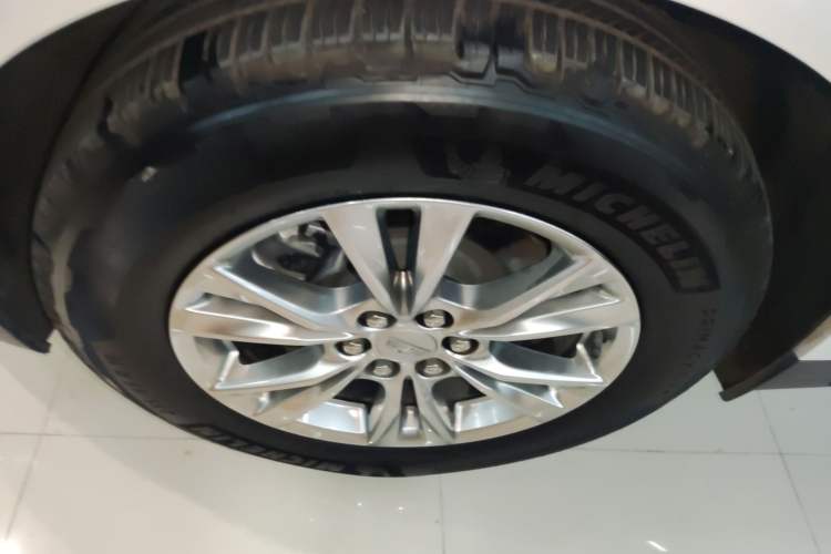 Used Cadillac XT5 2021 2.0T Two-Wheel Drive Luxury Version Exterior 7