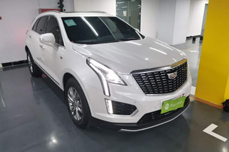 Used Cadillac XT5 2021 28T Four-Wheel Drive Luxury Version Front Right 45 Deg