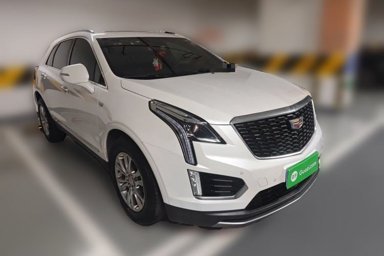 Used Cadillac XT5 2021 2.0T Two-Wheel Drive Luxury Version Front Right 45 Deg