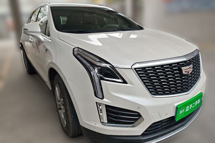 Used Cadillac XT5 2021 28T Four-Wheel Drive Luxury Version Front Right 45 Deg