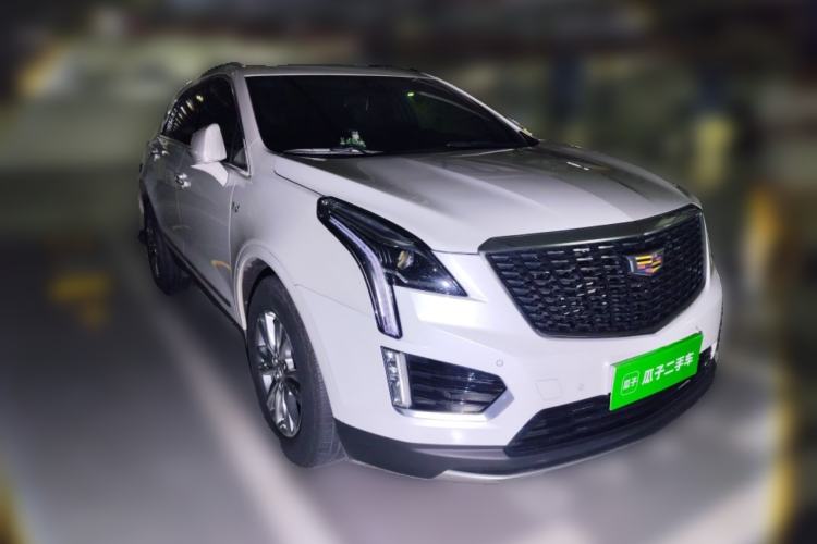 Used Cadillac XT5 2021 28T Luxury Model Front Right 45 Deg