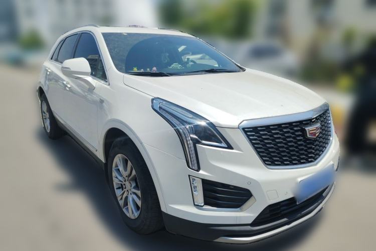 Used Cadillac XT5 2021 2.0T Two-Wheel Drive Luxury Version Front Right 45 Deg