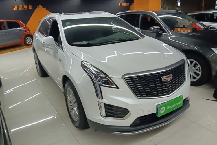 Used Cadillac XT5 2021 2.0T Four-Wheel Drive Luxury Version Front Right 45 Deg