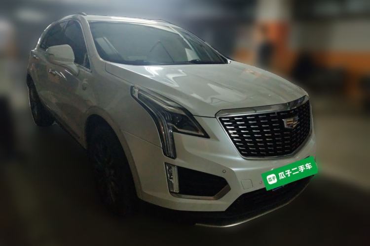 Used Cadillac XT5 2021 28T Luxury Model Front Right 45 Deg