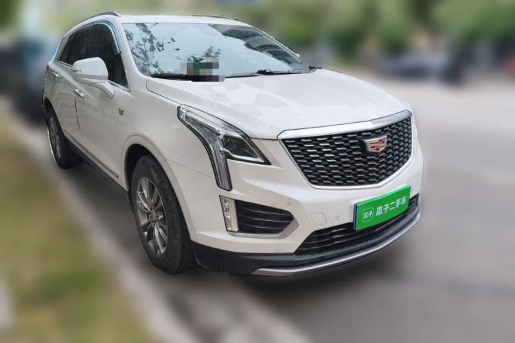 Used Cadillac XT5 2021 28T Luxury Model Front Right 45 Deg