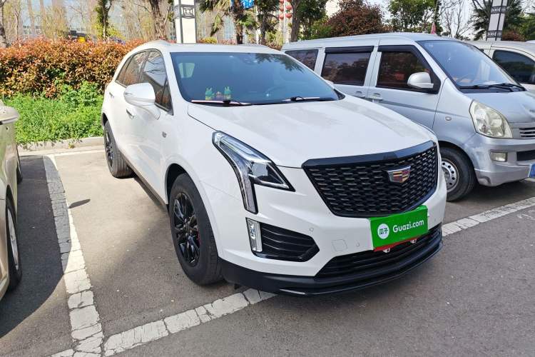 Used Cadillac XT5 2021 2.0T Two-Wheel Drive Luxury Version Front Right 45 Deg