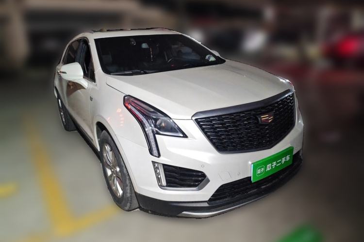 Used Cadillac XT5 2021 28T Luxury Model Front Right 45 Deg