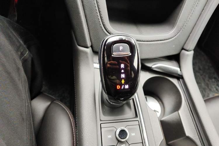 Used Cadillac XT5 2021 28T Four-Wheel Drive Luxury Version Gear Lever