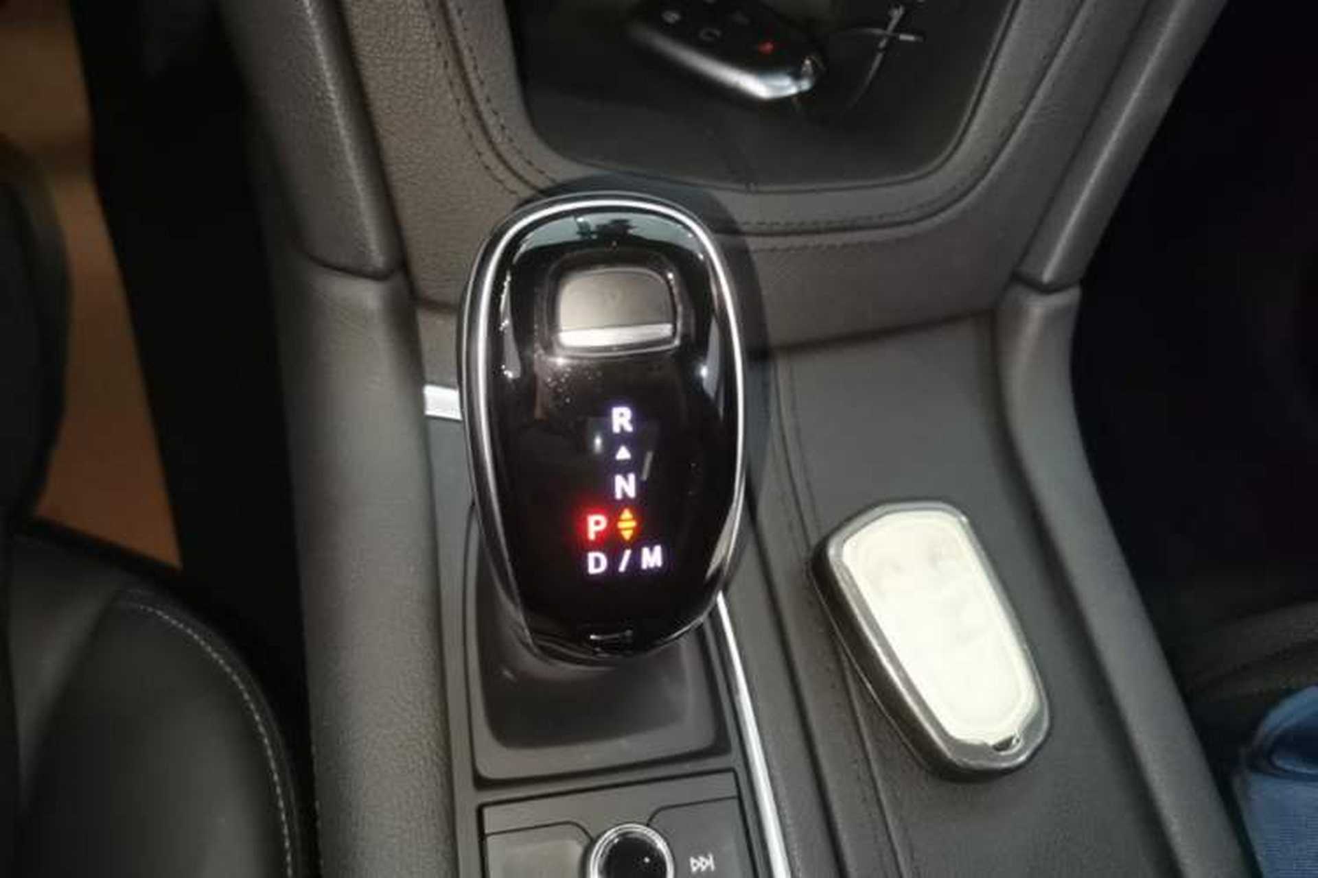 Used Cadillac XT5 2021 28T Luxury Model Gear Lever