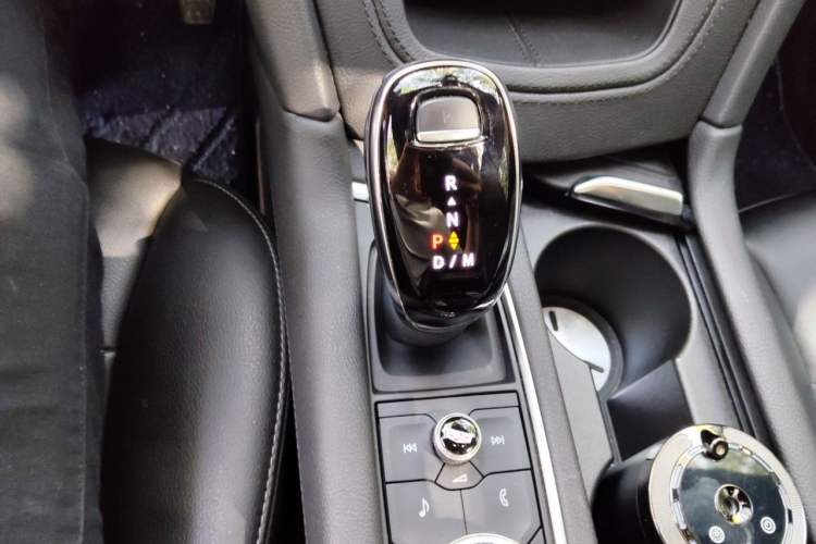 Used Cadillac XT5 2021 2.0T Two-Wheel Drive Luxury Version Gear Lever