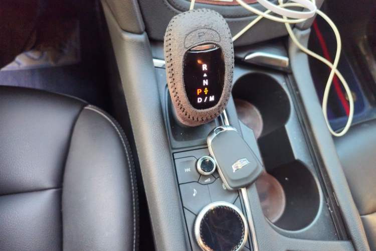 Used Cadillac XT5 2021 28T Four-Wheel Drive Luxury Version Gear Lever