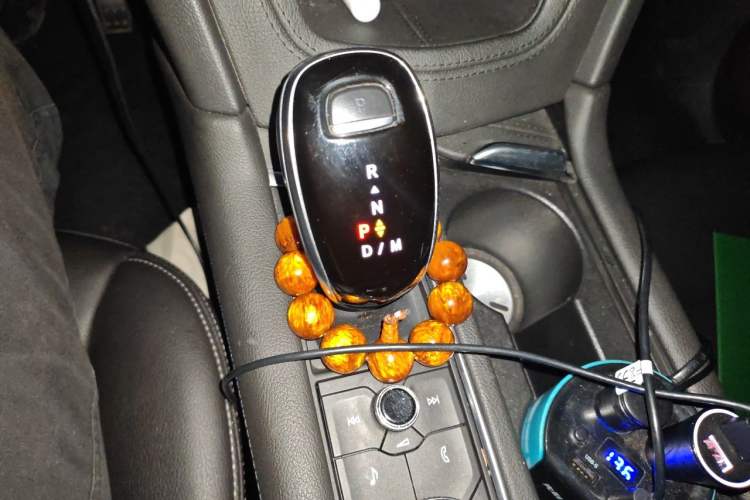Used Cadillac XT5 2021 28T Luxury Model Gear Lever
