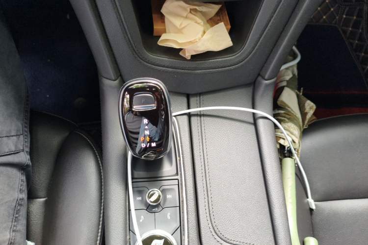Used Cadillac XT5 2021 2.0T Four-Wheel Drive Luxury Version Gear Lever