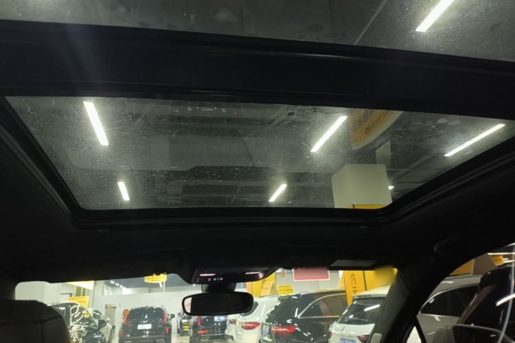 Used Cadillac XT5 2021 28T Luxury Model Headliner