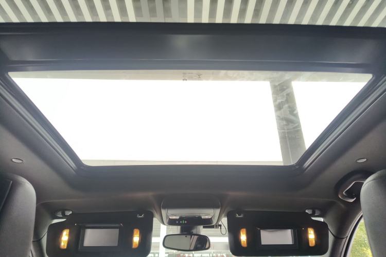 Used Cadillac XT5 2021 2.0T Two-Wheel Drive Luxury Version Headliner