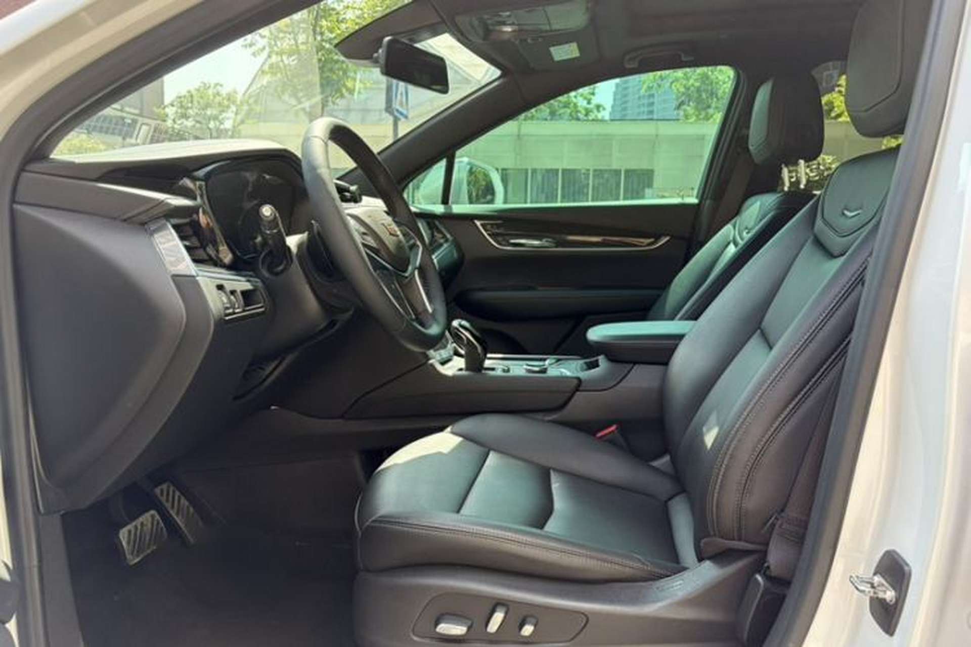 Used Cadillac XT5 2021 2.0T Two-Wheel Drive Luxury Version Interior 6