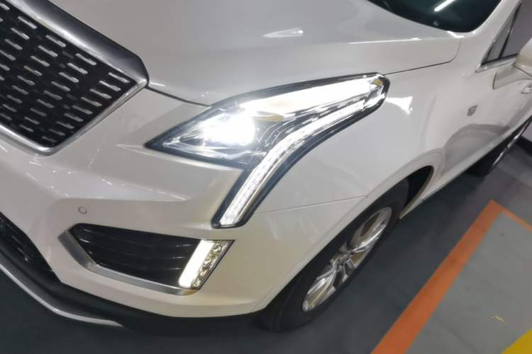 Used Cadillac XT5 2021 28T Four-Wheel Drive Luxury Version Left Front Headlight