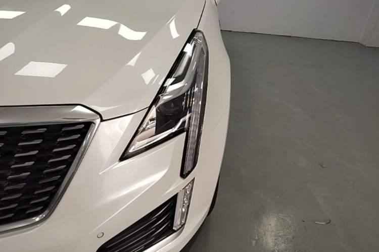 Used Cadillac XT5 2021 2.0T Two-Wheel Drive Luxury Version Left Front Headlight