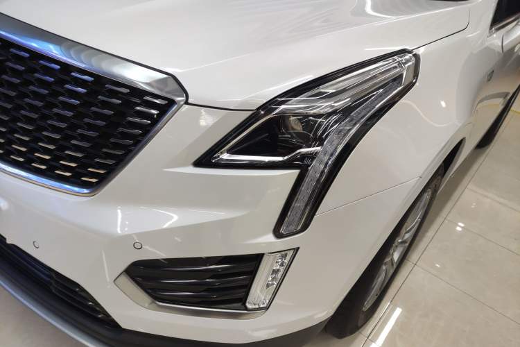 Used Cadillac XT5 2021 2.0T Two-Wheel Drive Luxury Version Left Front Headlight