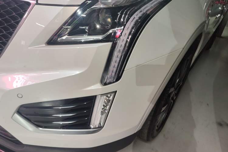 Used Cadillac XT5 2021 28T Four-Wheel Drive Leading Sport Model Left Front Headlight