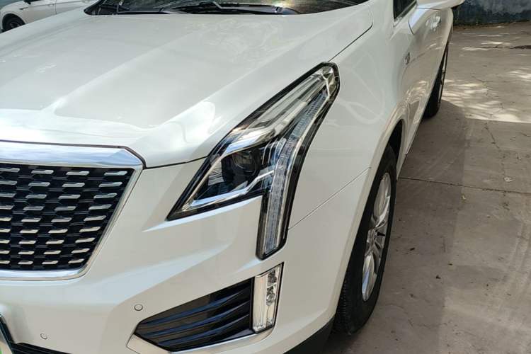 Used Cadillac XT5 2021 28T Luxury Model Left Front Headlight