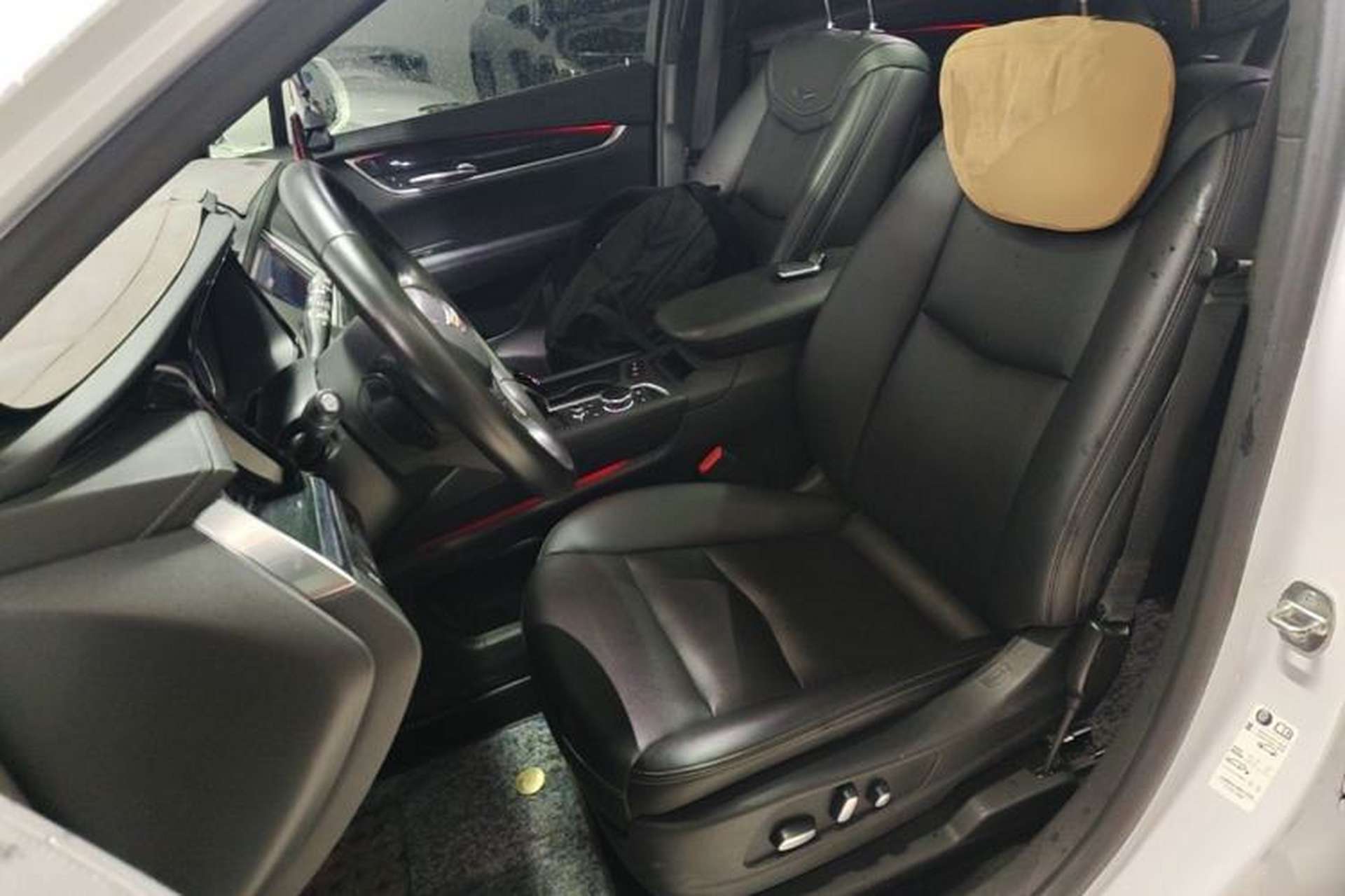 Used Cadillac XT5 2021 28T Four-Wheel Drive Luxury Version Left Front Seat