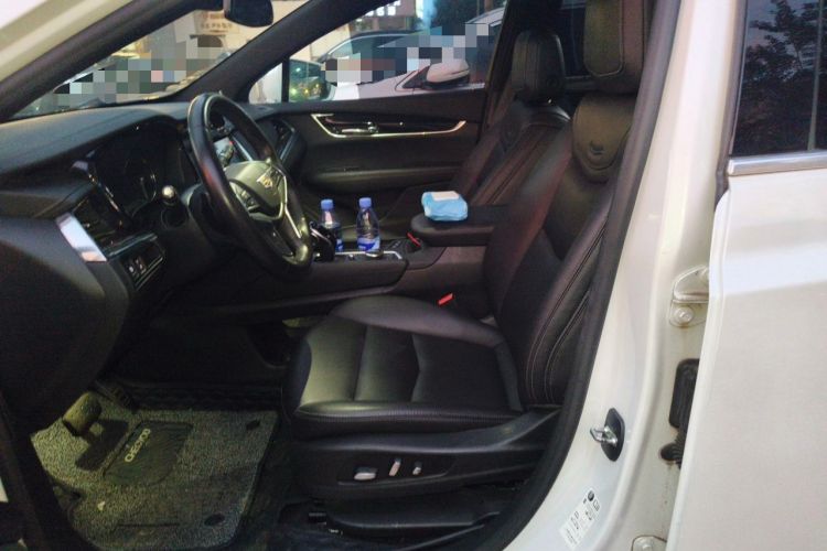 Used Cadillac XT5 2021 28T Luxury Model Left Front Seat