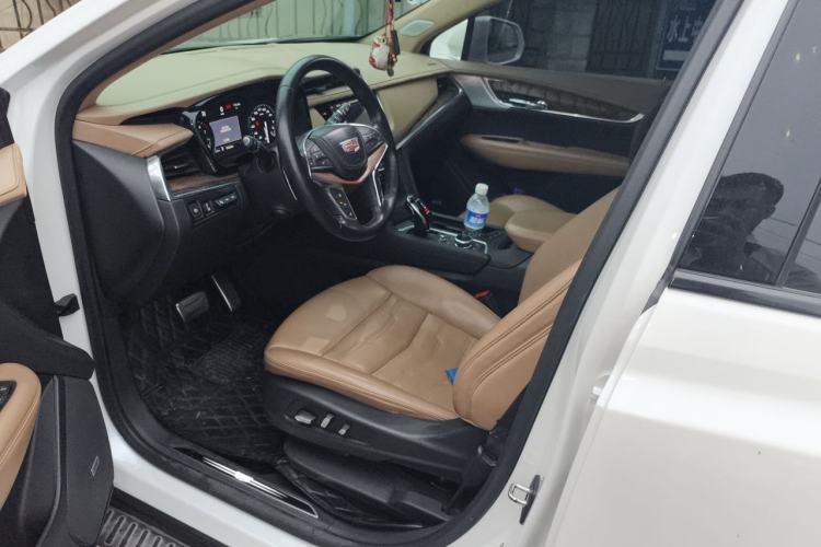 Used Cadillac XT5 2021 28T Four-Wheel Drive Platinum Sport Edition Left Front Seat