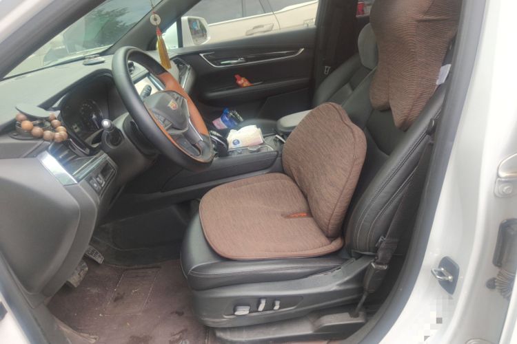 Used Cadillac XT5 2021 2.0T Two-Wheel Drive Luxury Version Left Front Seat