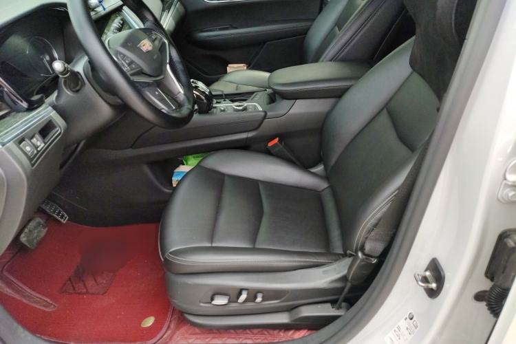 Used Cadillac XT5 2021 28T Luxury Model Left Front Seat