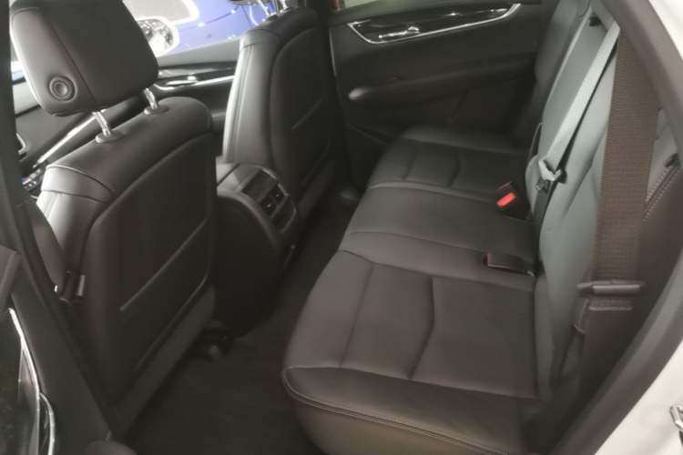 Used Cadillac XT5 2021 28T Luxury Model Left Rear Seat
