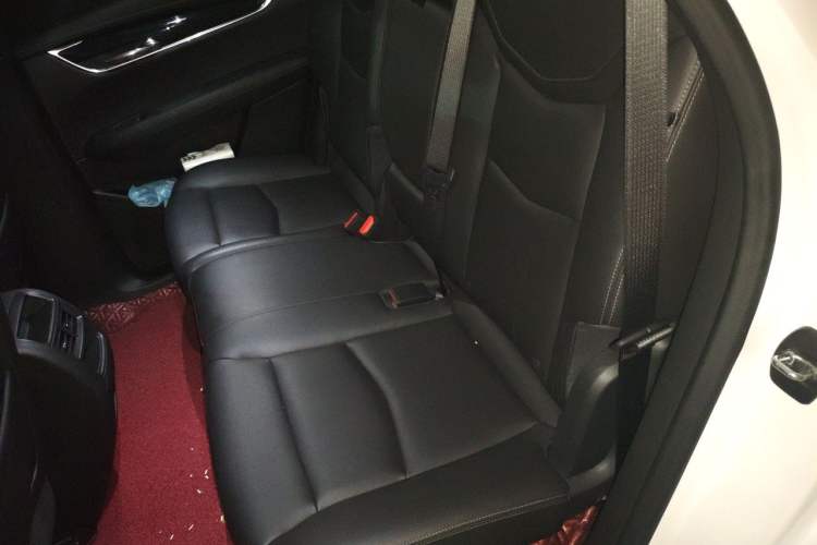 Used Cadillac XT5 2021 28T Luxury Model Left Rear Seat