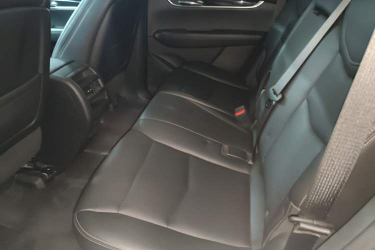 Used Cadillac XT5 2021 28T Luxury Model Left Rear Seat