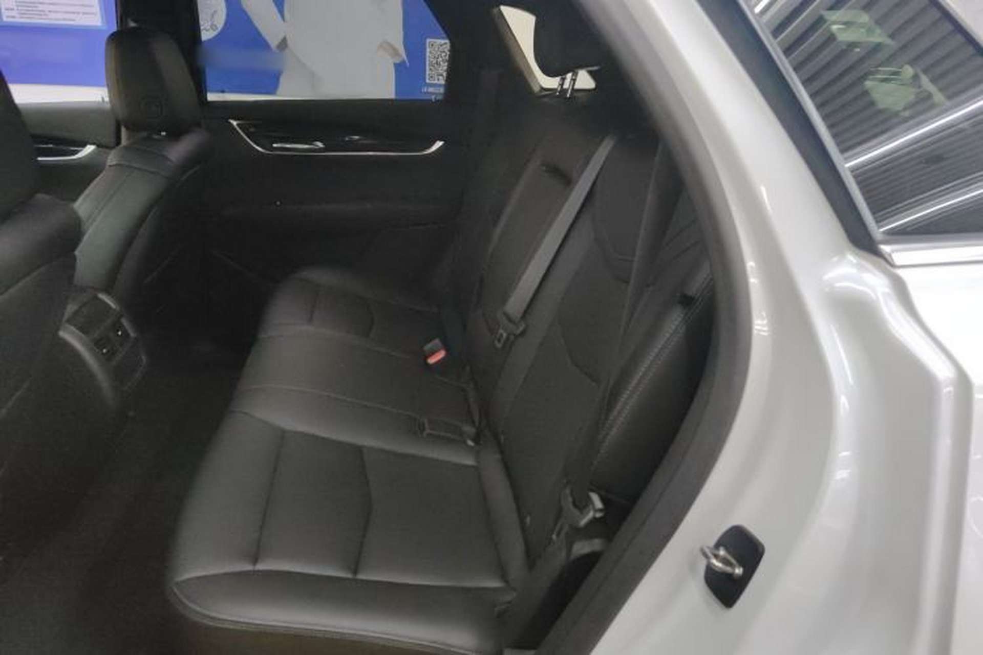 Used Cadillac XT5 2021 2.0T Two-Wheel Drive Luxury Version Left Rear Seat