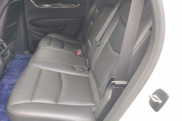 Used Cadillac XT5 2021 28T Luxury Model Left Rear Seat