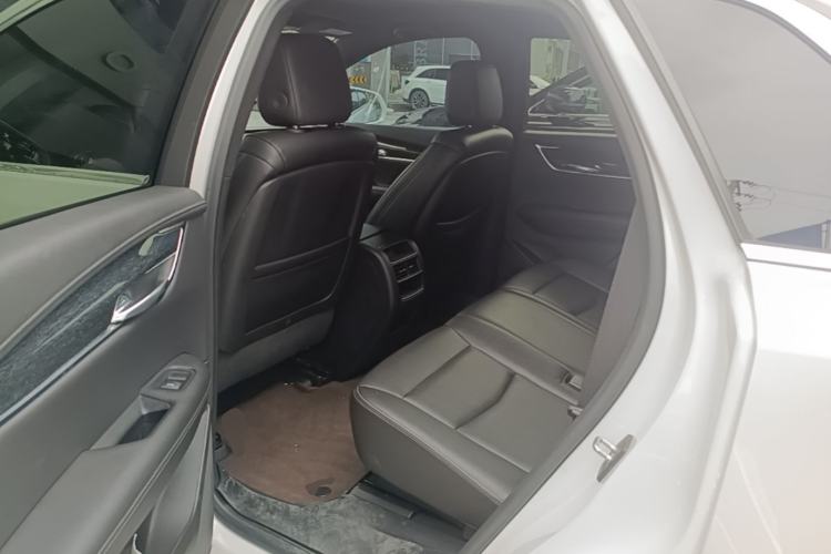 Used Cadillac XT5 2021 28T Luxury Model Left Rear Seat