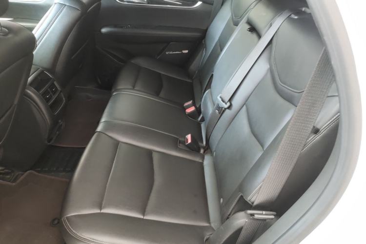 Used Cadillac XT5 2021 2.0T Four-Wheel Drive Luxury Version Left Rear Seat