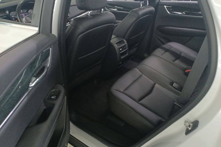 Used Cadillac XT5 2021 28T Luxury Model Left Rear Seat