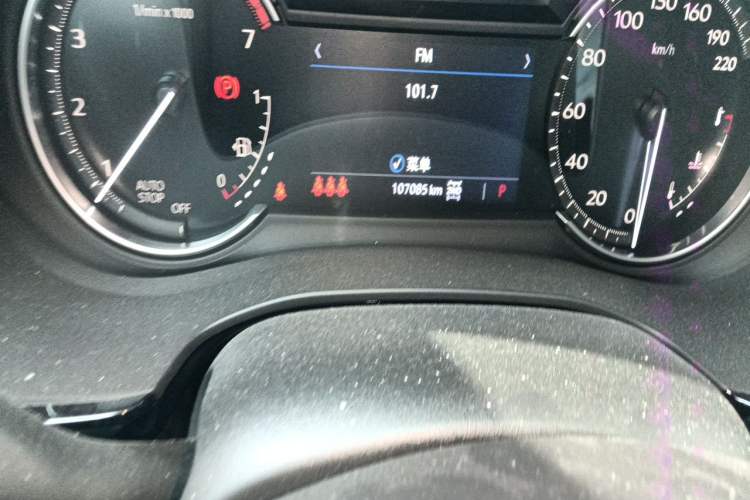 Used Cadillac XT5 2021 2.0T Four-Wheel Drive Luxury Version Odometer Close Up