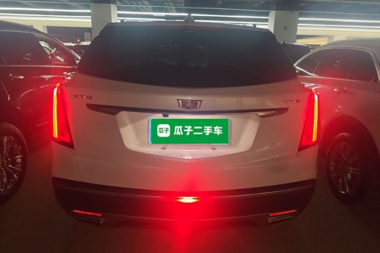 Used Cadillac XT5 2021 28T Luxury Model Rear