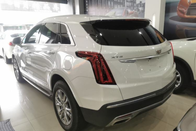 Used Cadillac XT5 2021 28T Luxury Model Rear Left 45 Deg